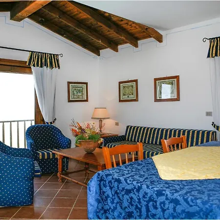 Gorgeous In Punta Su Turrione With Jacuzzi *